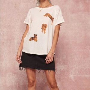 Vintage Canvas Washed Tiger Tee | Gently Used